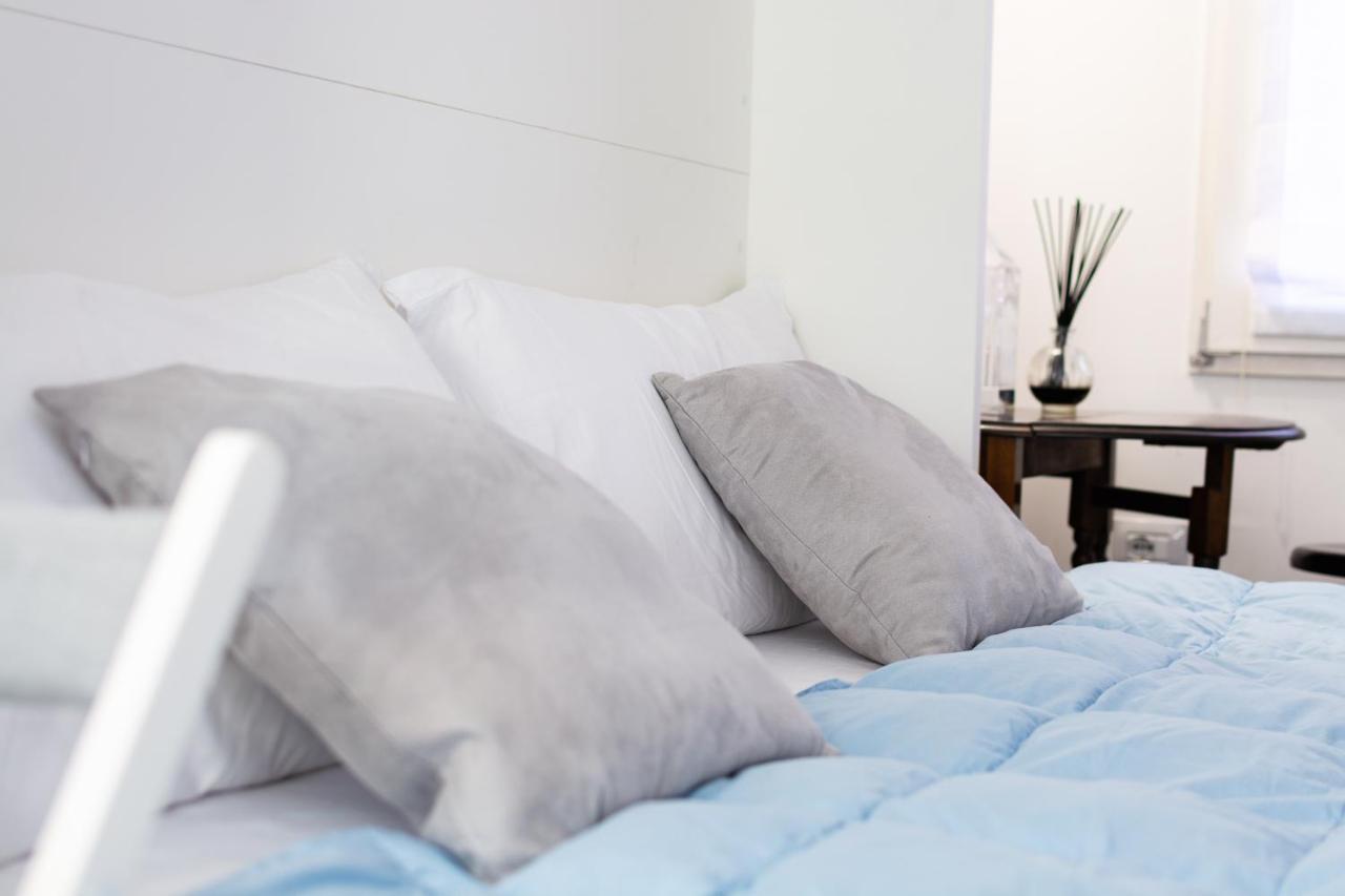 Housmart Tovaglie 9 Int 7 Apartman Bologna Kültér fotó